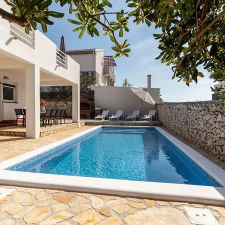 House Dali Hébergement de vacances *