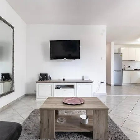 House Dali Ferienhaus Ražanac